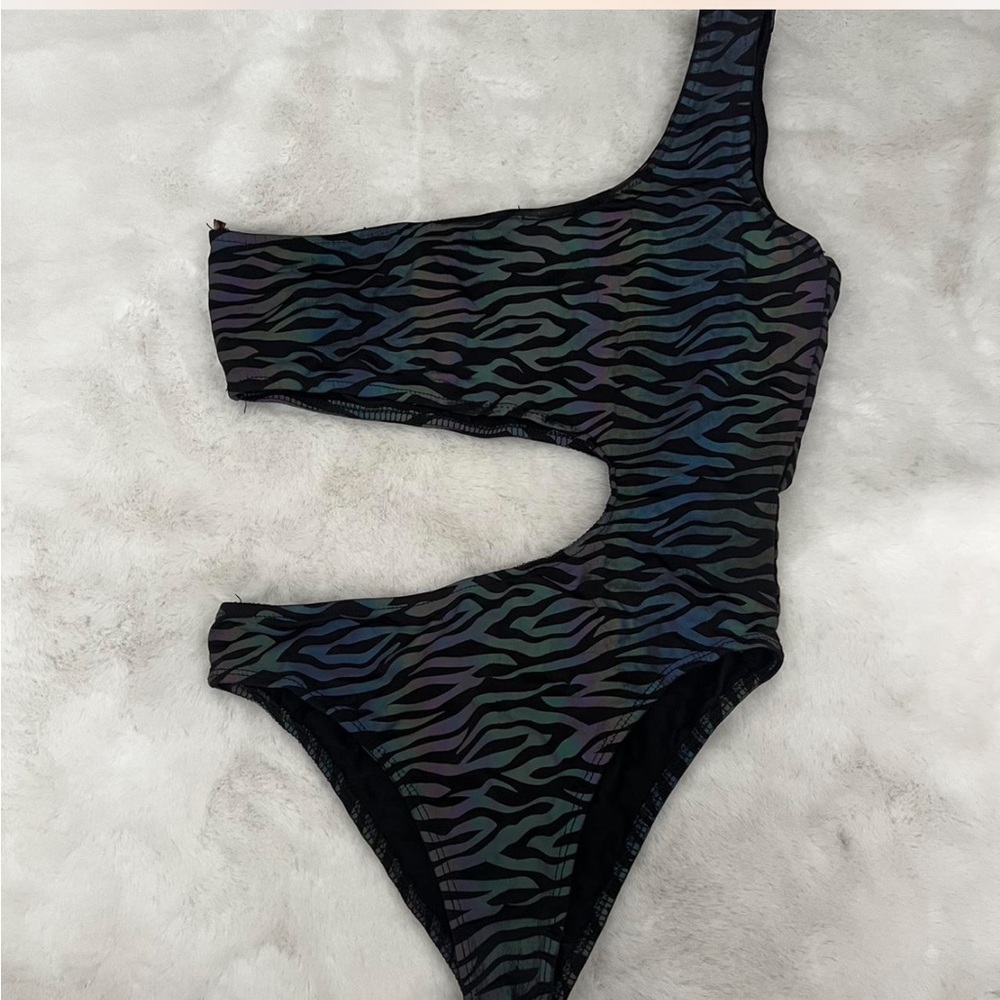 Reflective Zebra Rave Bodysuit - Picture 5 of 7